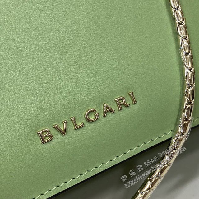 Bvlgari女包 寶格麗限定款 Serpenti Forever系列鏈條斜挎包 B290323 Bvlgari小號鏈條女包  fyd1450